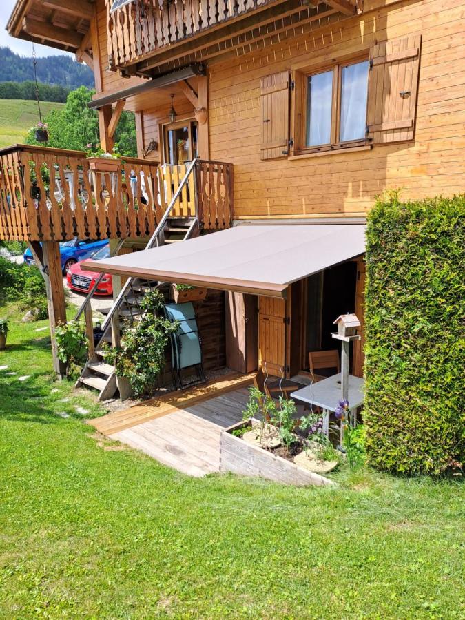 A4 Km De Megeve Tres Joli Studio Avec Jacuzzi ,Vue Sur Les Montagnes Au Calme Praz-sur-Arly Εξωτερικό φωτογραφία
